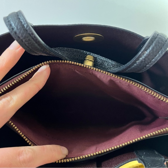 COACH Women’s Willow Black Shoulder Bag Tote - Picture 9 of 13